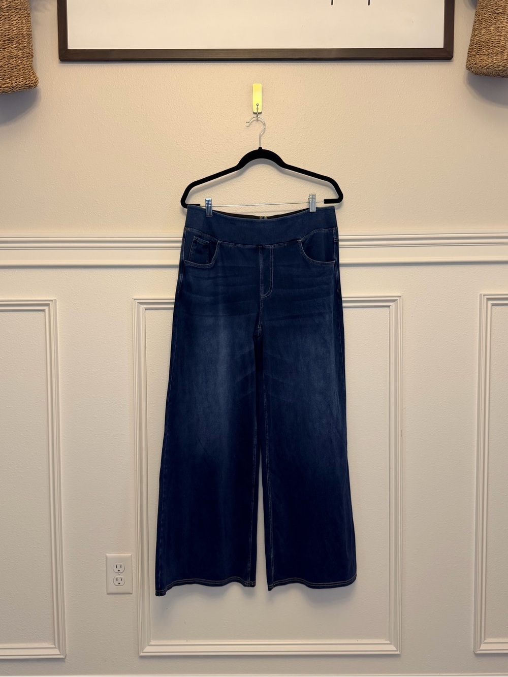 HALARA Dark Blue Wide-Leg Women’s Jeans